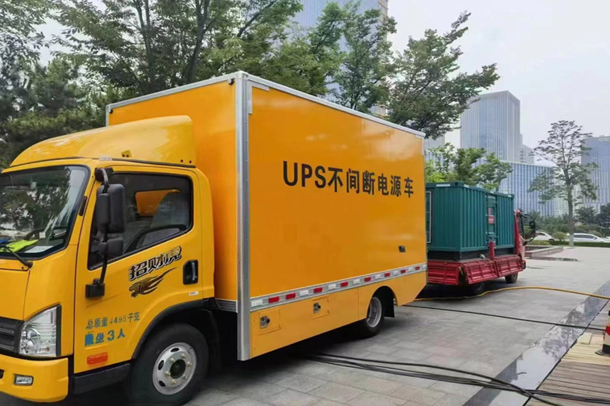 和政发电机租赁施工现场