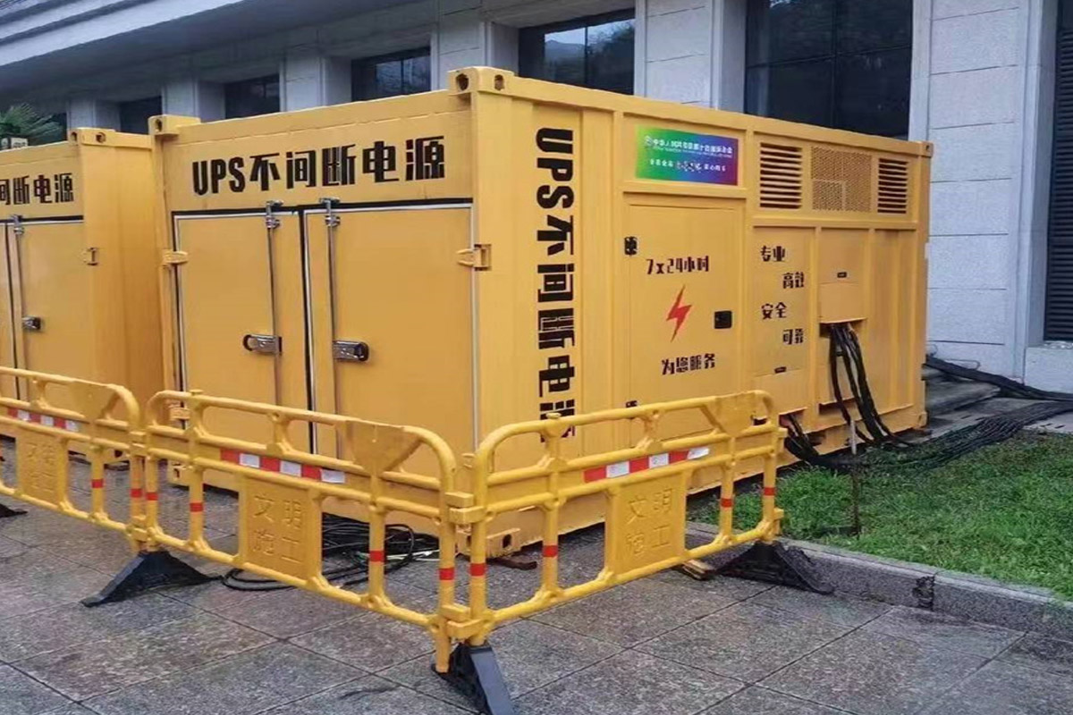 和政发电机租赁施工现场